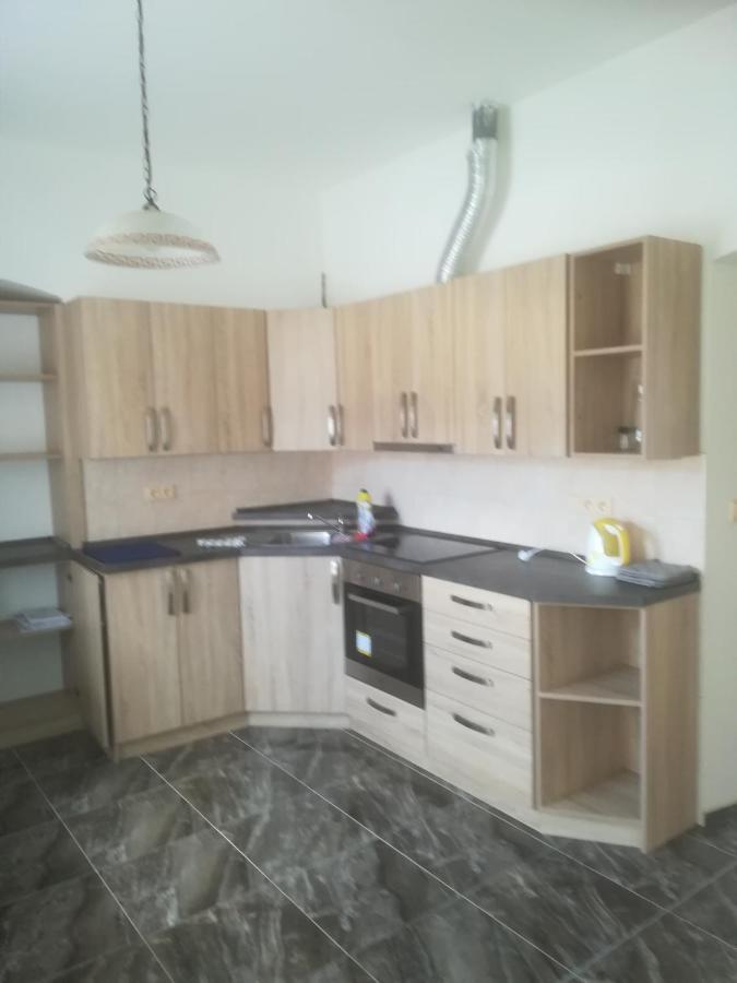 Zamek Dobrohor Aparthotel Екстериор снимка